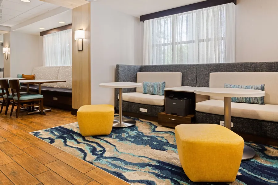 Hampton Inn Jacksonville-I-295 East/Baymeadows hotel detail image 2
