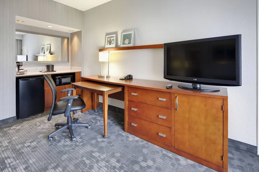 Courtyard by Marriott Atlanta Marietta/I-75 North hotel detail image 6