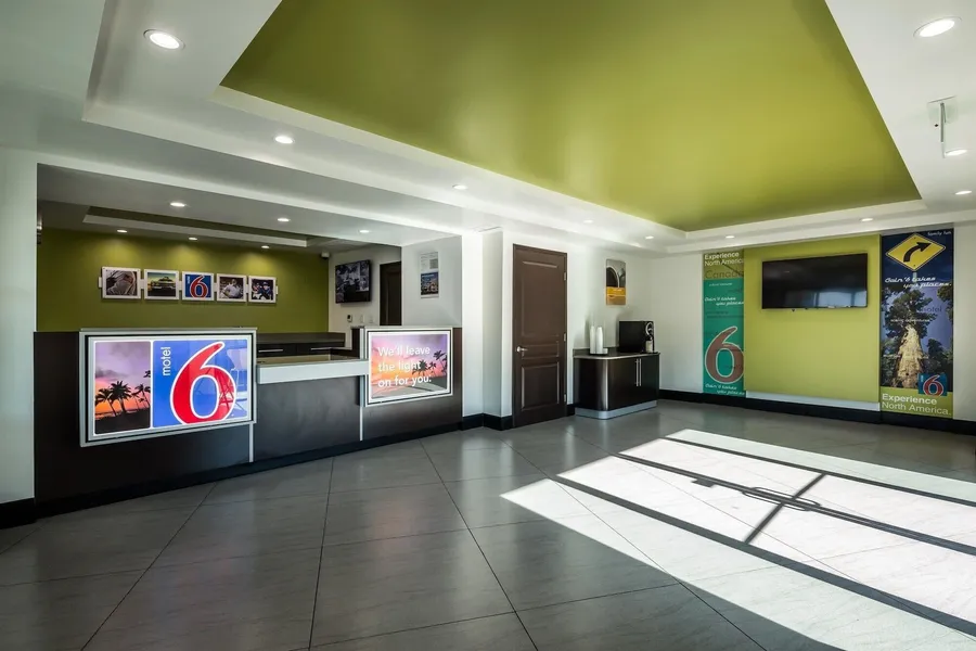 Motel 6 Canoga Park, CA hotel detail image 2