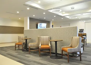 Holiday Inn Express & Suites Price by IHG hotel thumbnail 3