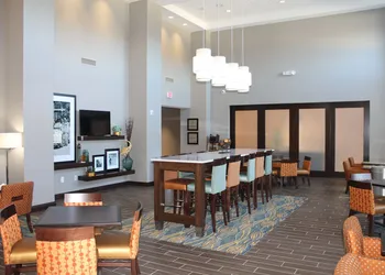 Hampton Inn & Suites Deland hotel thumbnail 6