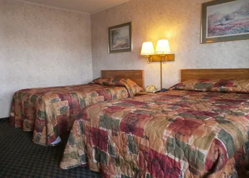 Richmond Inn & Suites hotel thumbnail 8