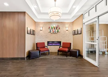 Comfort Suites New Orleans East hotel thumbnail 7