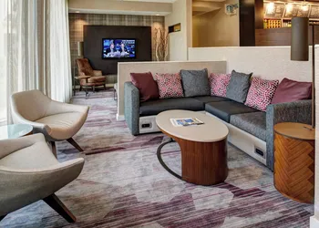 Courtyard by Marriott Chicago Oakbrook Terrace hotel thumbnail 2