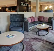 Courtyard by Marriott Chicago Oakbrook Terrace hotel detail image 3