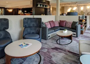 Courtyard by Marriott Chicago Oakbrook Terrace hotel thumbnail 3
