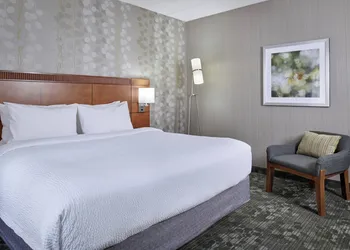 Courtyard by Marriott Chicago Oakbrook Terrace hotel thumbnail 6
