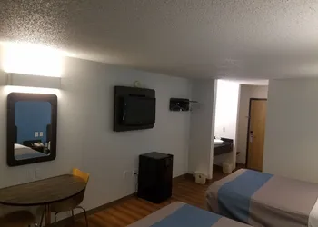 Motel 6 Indianapolis, IN - Southport hotel thumbnail 8
