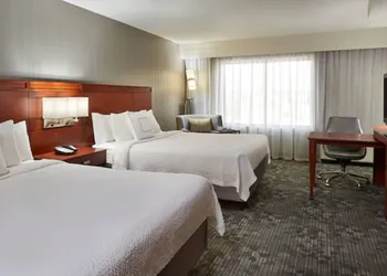 Courtyard by Marriott Kingston Highway 401/Division Street hotel thumbnail 5