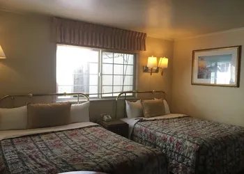 Pacific Heights Inn hotel thumbnail 8