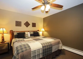 Aspen Winds on Fall River hotel thumbnail 6