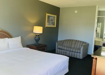 Travelers Place Inn & Suites hotel thumbnail 6