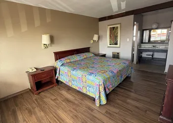 Torch Lite Lodge hotel thumbnail 2
