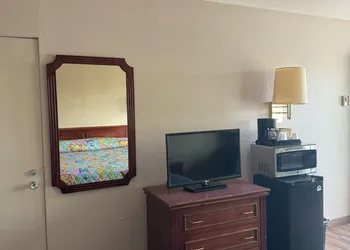 Torch Lite Lodge hotel thumbnail 6