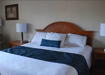 Chief Motel hotel thumbnail 8