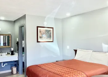 Palace Motel hotel thumbnail 5