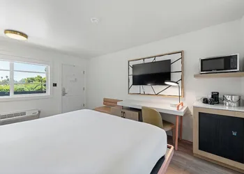 GoodSpring Motel hotel thumbnail 5