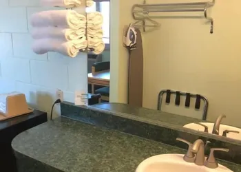 Seahorse Inn Manhattan Beach - LAX hotel thumbnail 6
