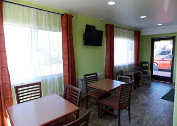 Apex Inn hotel thumbnail 4
