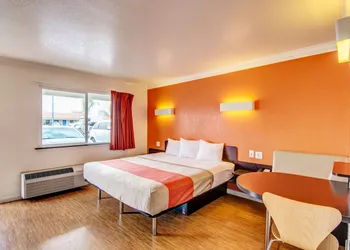 Motel 6 Manteca, CA hotel thumbnail 5