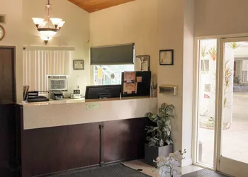 Country Inn hotel thumbnail 2