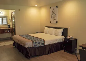 Country Inn hotel thumbnail 4