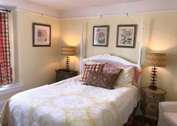 Fisher House Victoria Bed and Breakfast hotel thumbnail 6