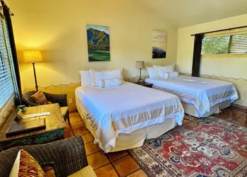Blue Iguana Inn hotel thumbnail 7