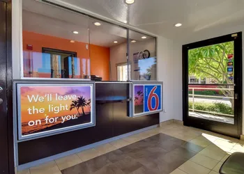 Motel 6 Riverside, CA - South hotel thumbnail 2