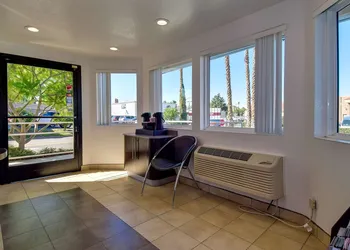 Motel 6 Riverside, CA - South hotel thumbnail 3