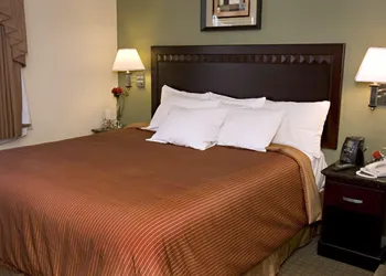 North Bay Inn hotel thumbnail 7