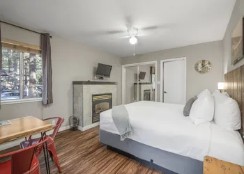 Resthaven Tahoe hotel thumbnail 7