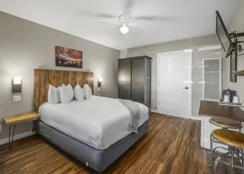 Resthaven Tahoe hotel thumbnail 8