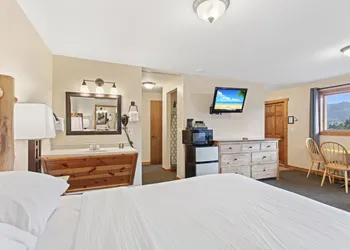 Discovery Lodge hotel thumbnail 4