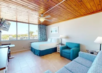 Ocean Landings Resort and Racquet hotel thumbnail 8