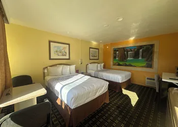 Super Inn hotel thumbnail 5