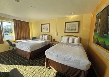 Super Inn hotel thumbnail 7