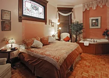 Old Northside Bed & Breakfast hotel thumbnail 8