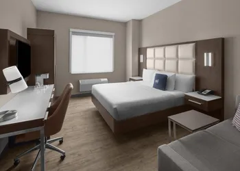Cambria Hotel New York - Chelsea hotel thumbnail 7