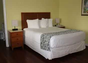 The Central Motel hotel thumbnail 8