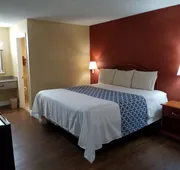 Econo Inn hotel detail image 4