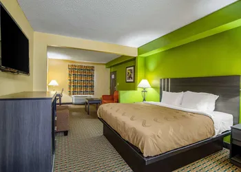 Quality Inn West Columbia - Cayce hotel thumbnail 7