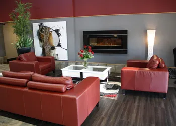 Days Inn by Wyndham Estevan hotel thumbnail 4