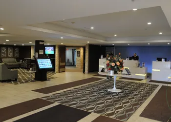 Radisson Hotel Southfield-Detroit hotel thumbnail 2