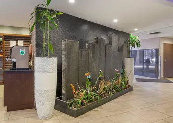 Radisson Hotel Southfield-Detroit hotel thumbnail 4
