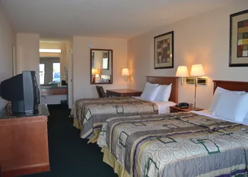 Rodeway Inn & Suites Dublin hotel thumbnail 5