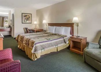 Rodeway Inn & Suites Dublin hotel thumbnail 6