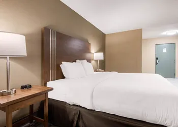 Quality Inn & Conference Centre hotel thumbnail 5
