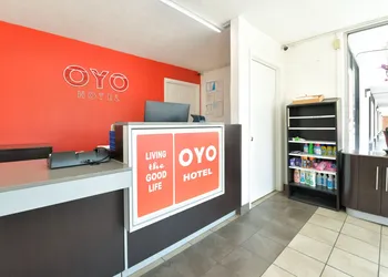 OYO Hotel Valdosta GA I-75 hotel thumbnail 2