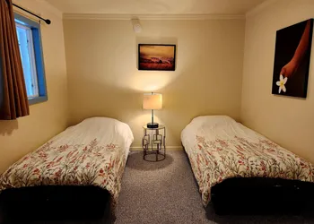 Arnott's Lodge hotel thumbnail 8